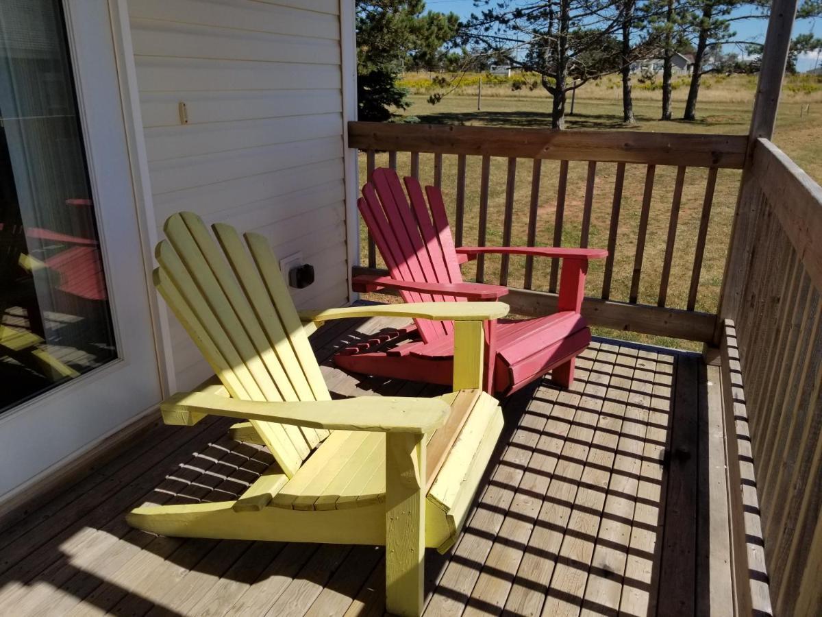 Blue Spruces Cottages Hampton Esterno foto