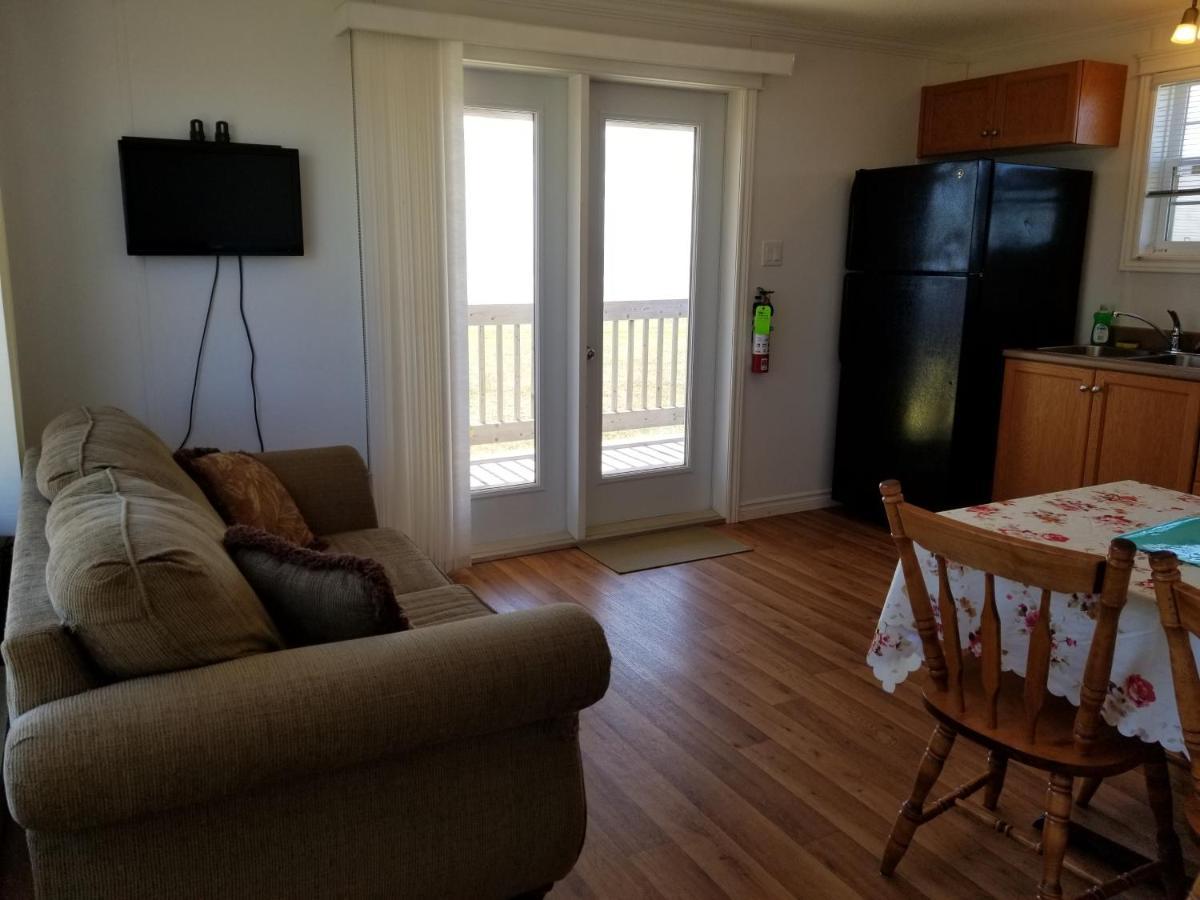 Blue Spruces Cottages Hampton Esterno foto