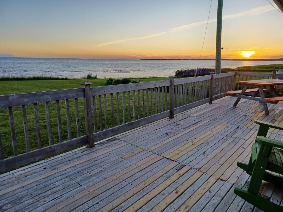 Blue Spruces Cottages Hampton Esterno foto