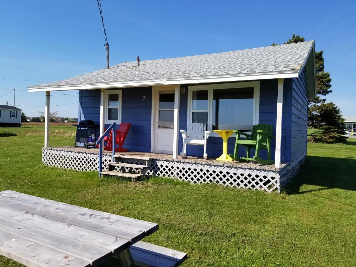 Blue Spruces Cottages Hampton Esterno foto