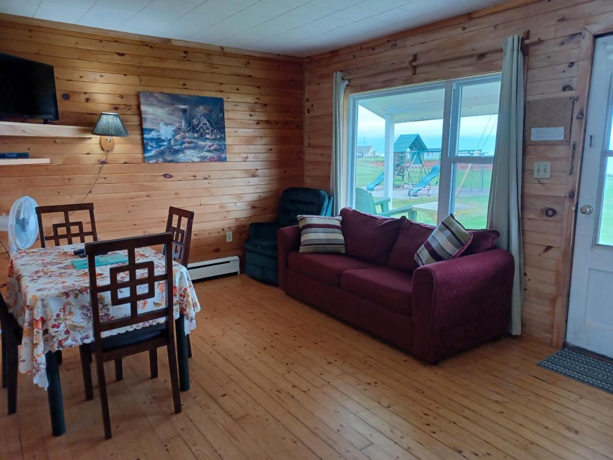 Blue Spruces Cottages Hampton Esterno foto