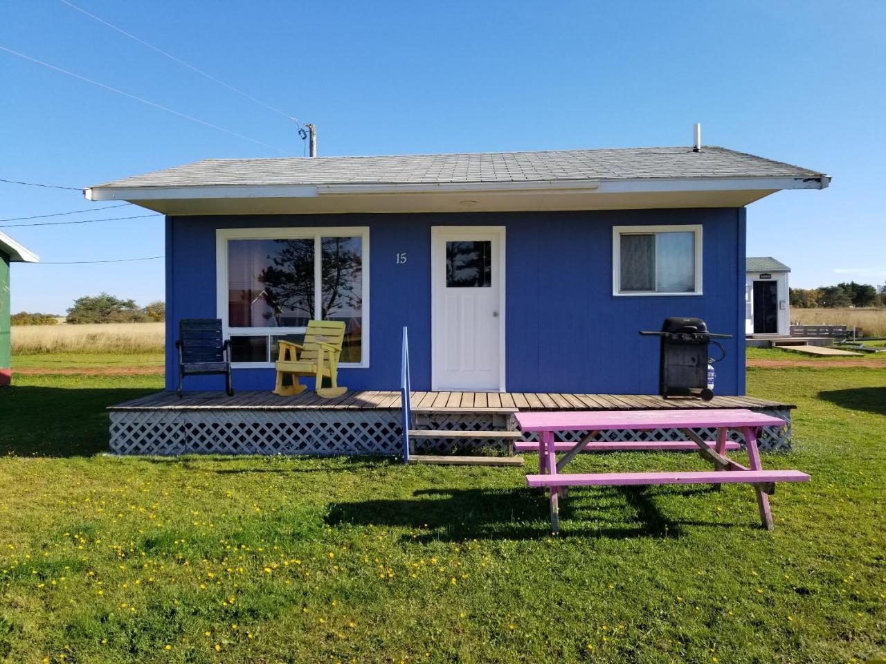 Blue Spruces Cottages Hampton Esterno foto