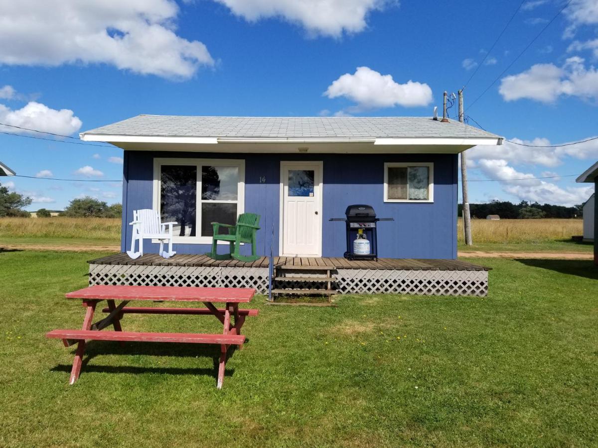 Blue Spruces Cottages Hampton Esterno foto